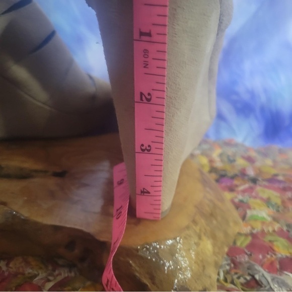 Charming Charlie Tan Peep Toe Wedge Shoes Size 9M - Picture 4 of 13